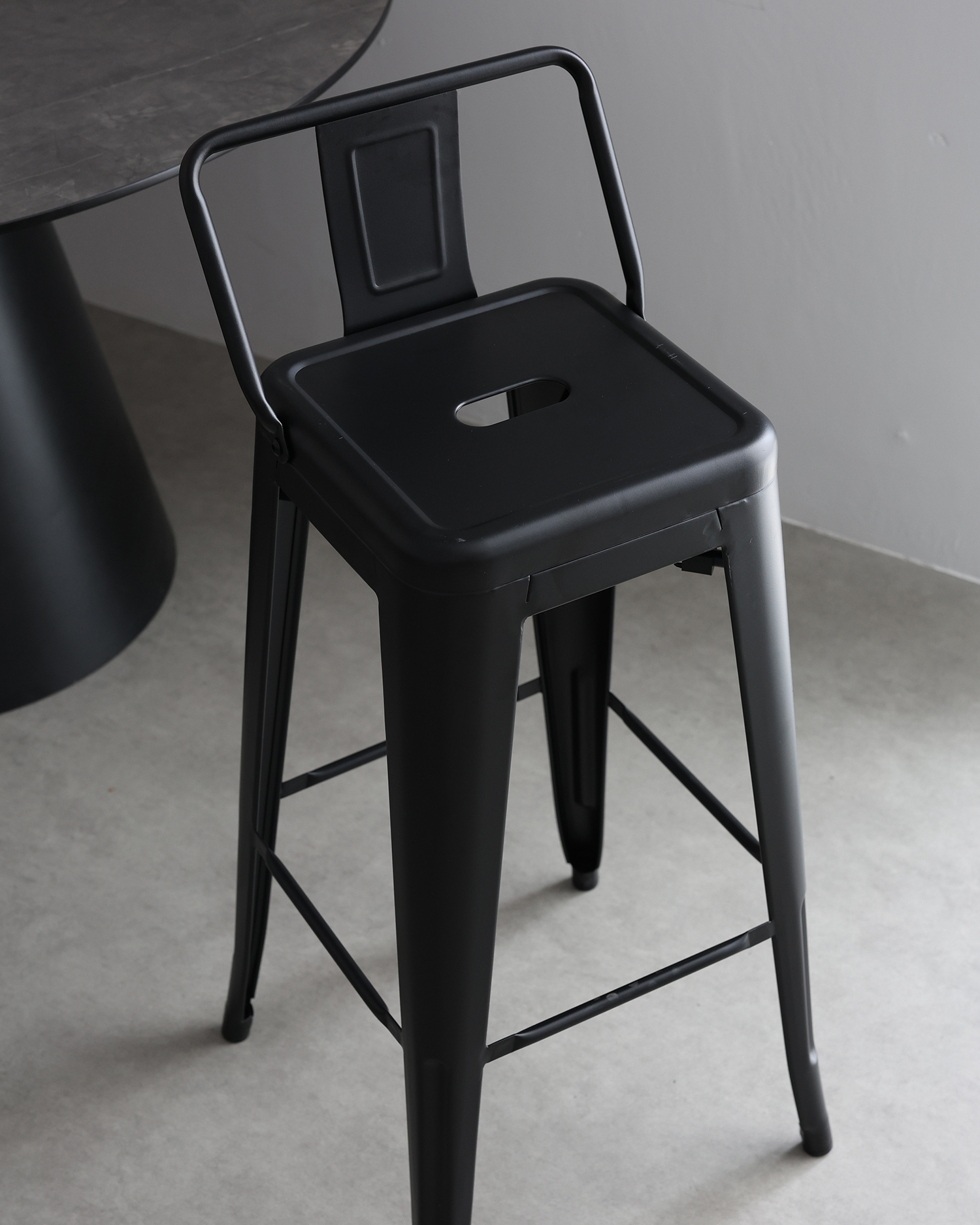 빈티지 아이언 디자인 의자 빈티지 아이언 디자인 의자