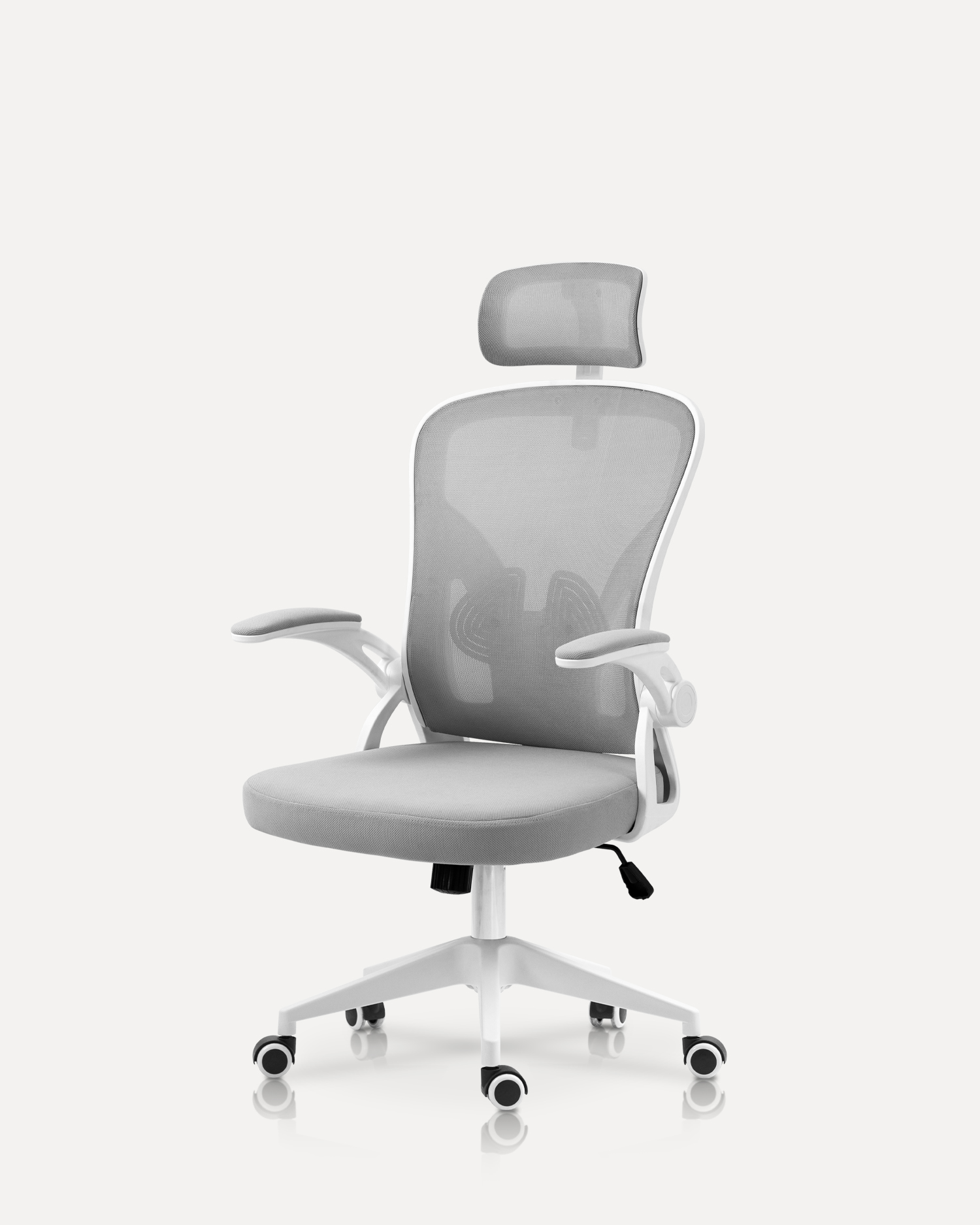 조절 가능한 팔걸이가있는 사무실 의자 조절 가능한 팔걸이가있는 사무실 의자